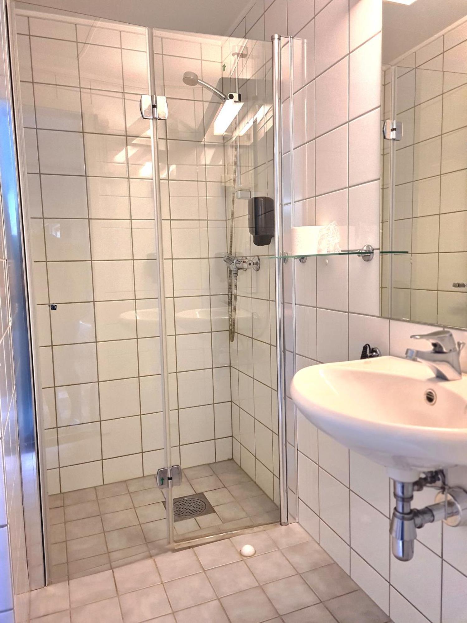 City Living Sentrum Hotel Trondheim Buitenkant foto