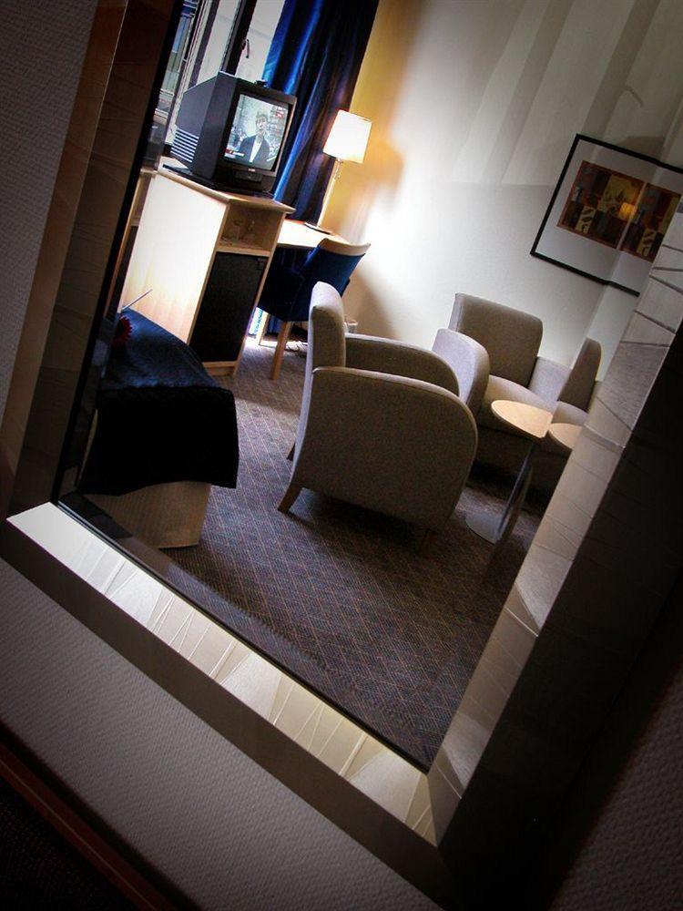 City Living Sentrum Hotel Trondheim Buitenkant foto