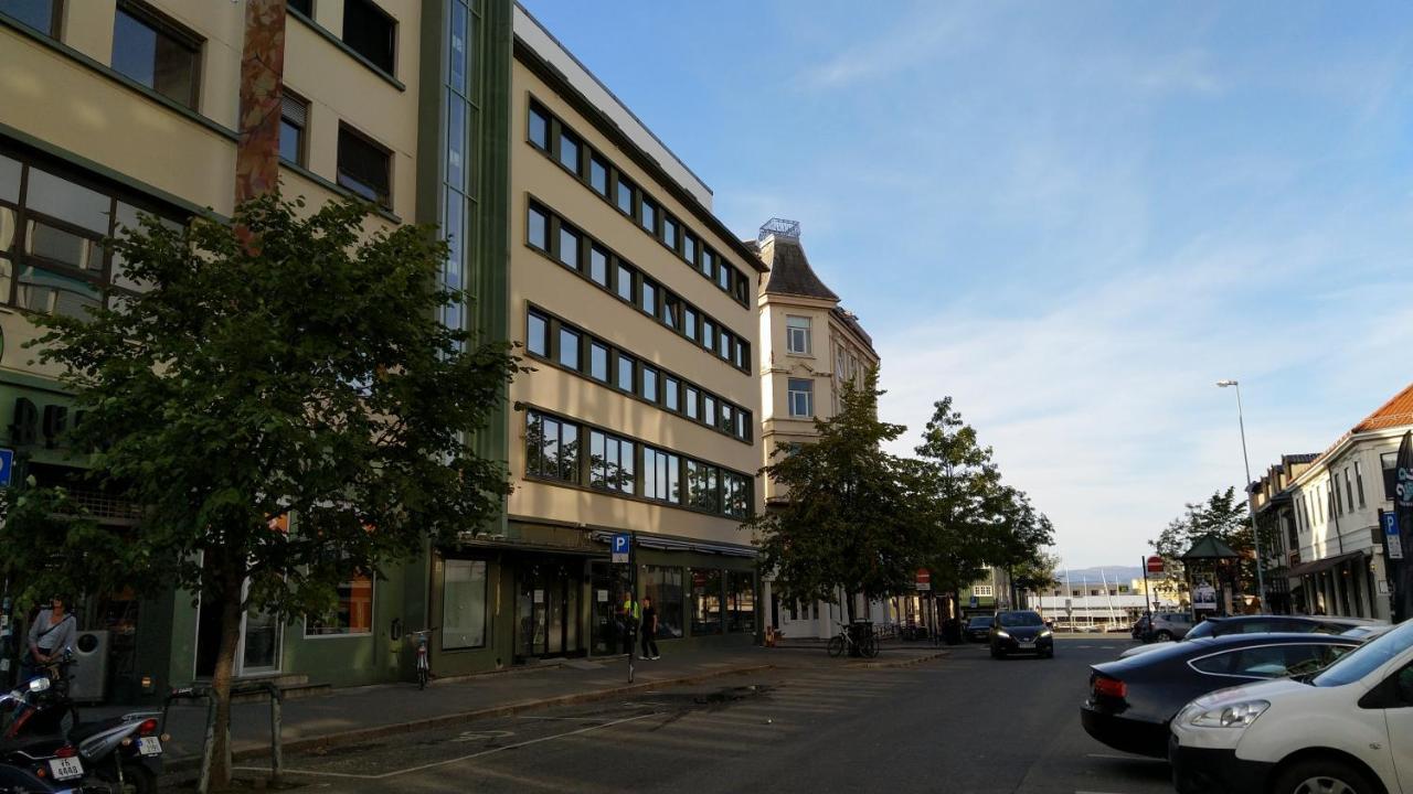 City Living Sentrum Hotel Trondheim Buitenkant foto